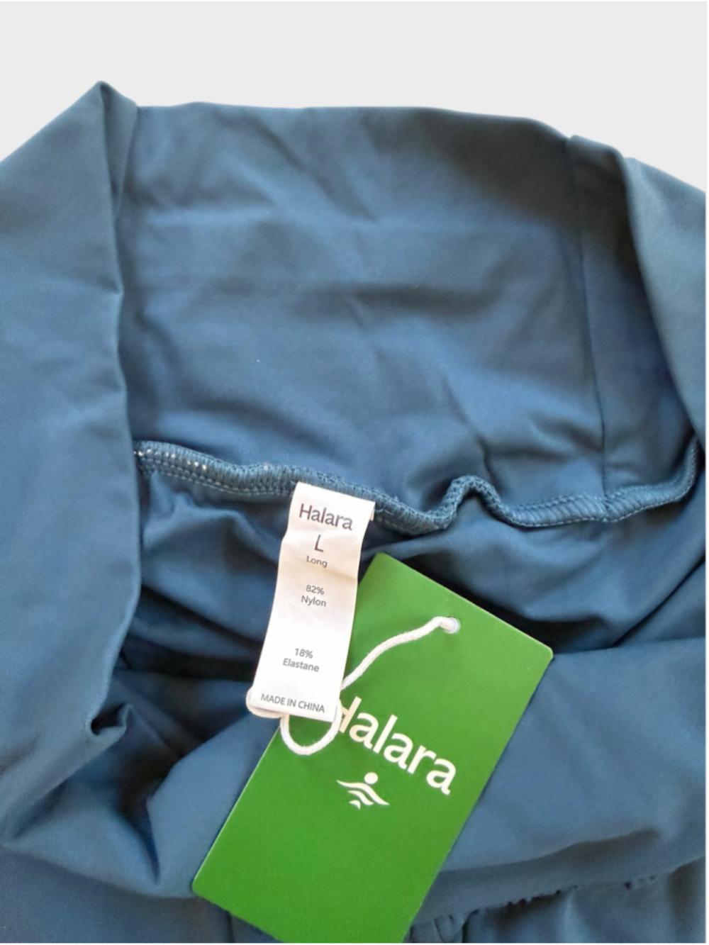 Size L (Long) Halara High Waisted Back Pocket & Side Hidden Pocket 2 in 1 Shorts - Picture 4 of 6